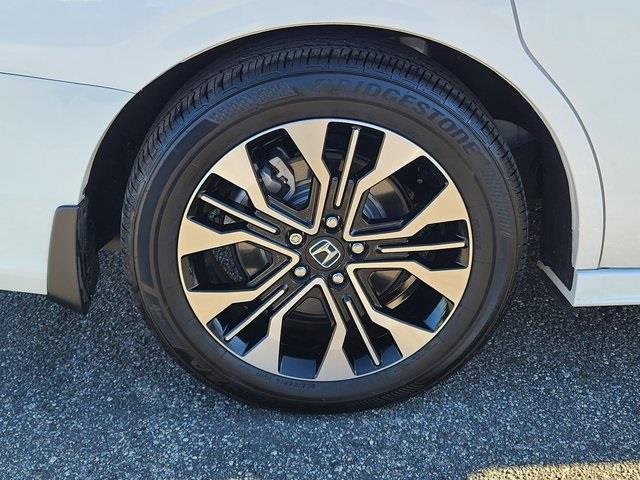 Certified 2025 Honda Odyssey Elite image 36