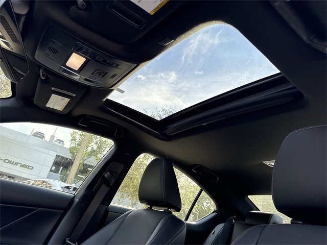 Certified 2024 Lexus IS 300 w/ Comfort Package image 22