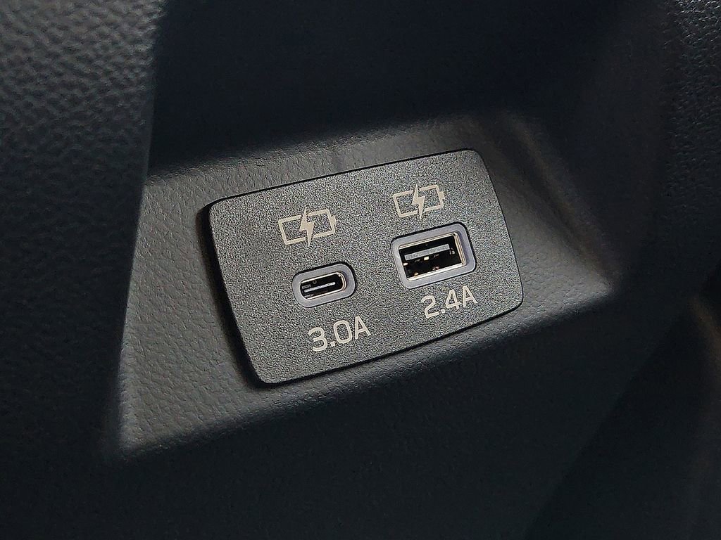 Certified 2025 Subaru Crosstrek 2.0i Premium image 11