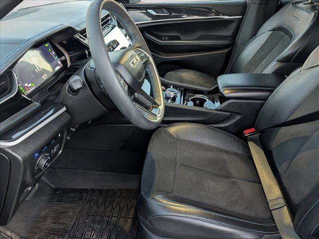 Used 2022 Jeep Grand Cherokee Trailhawk image 16