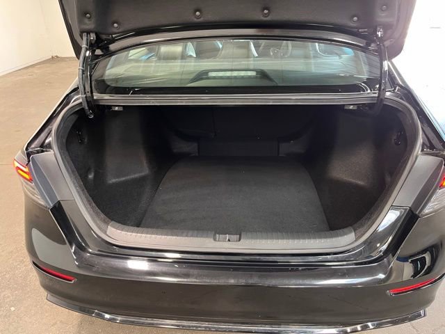 Used 2024 Honda Accord Sport image 16