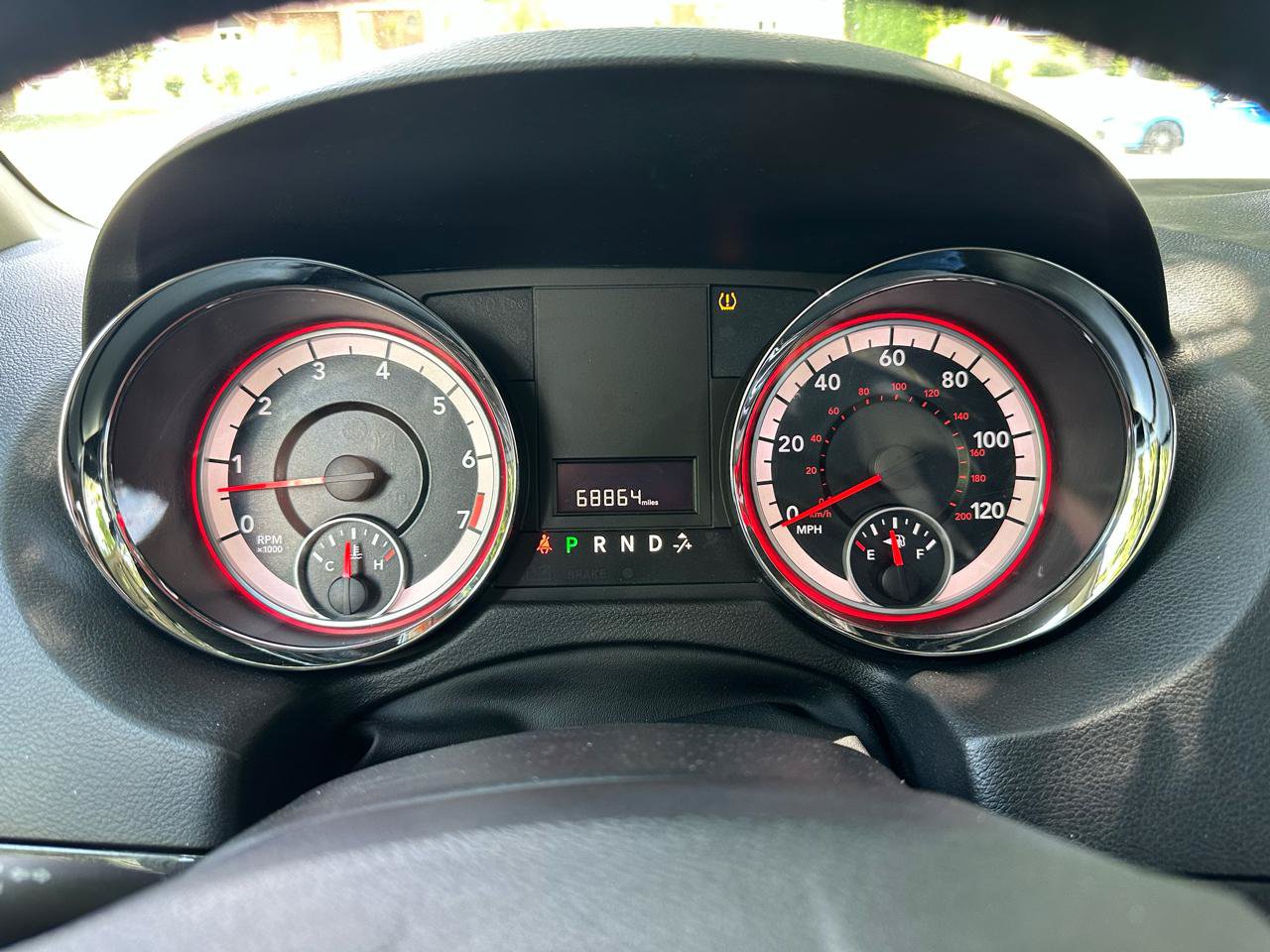 Used 2015 Dodge Grand Caravan American Value Package w/ UConnect Hands-Free Group FWD image 12