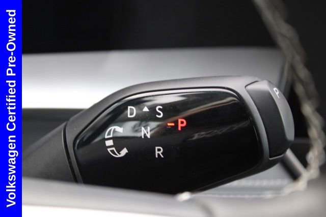 Used 2025 Volkswagen Tiguan SE image 29