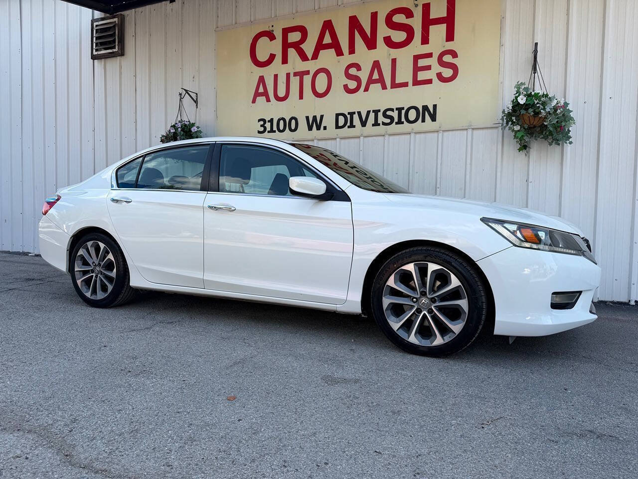 Used 2013 Honda Accord Sport image 2