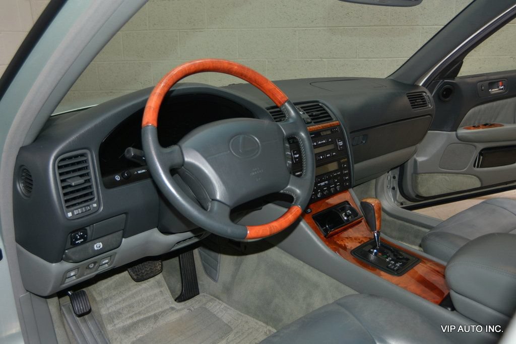 Used 1998 Lexus LS 400 RWD image 13