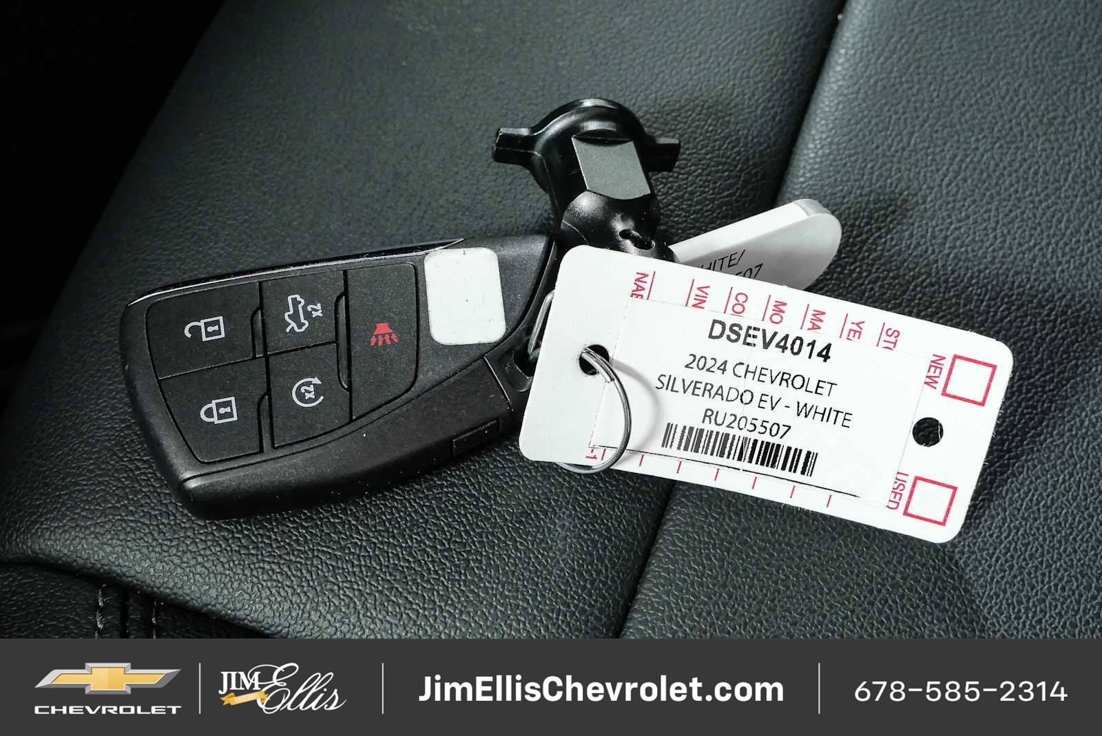 New 2024 Chevrolet Silverado EV W/T AWD/4WD image 36