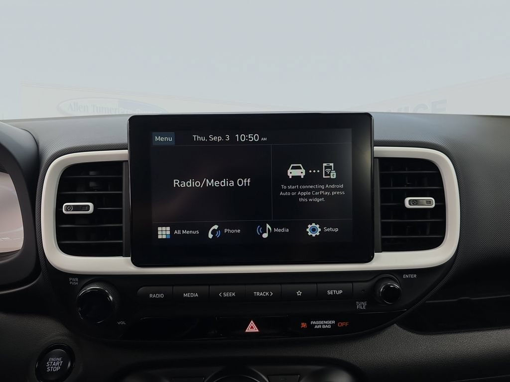 Certified 2026 Hyundai Venue SEL FWD image 21