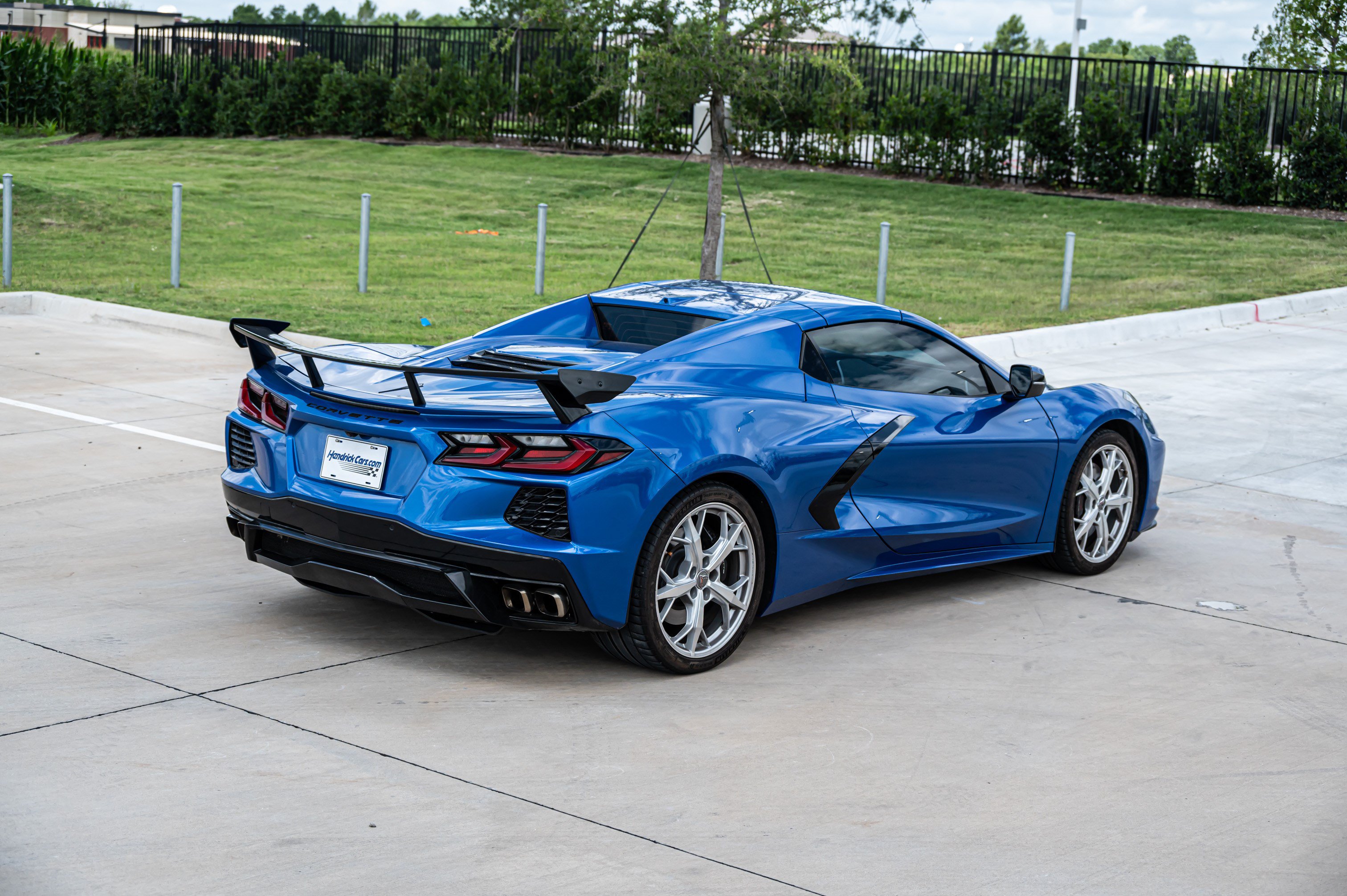 Used 2022 Chevrolet Corvette Stingray Premium Conv w/ Z51 Performance Package RWD image 11