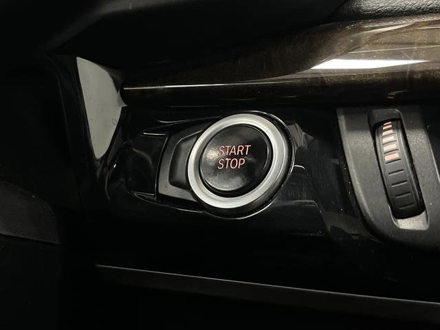 Used 2017 BMW X5 xDrive40e image 23