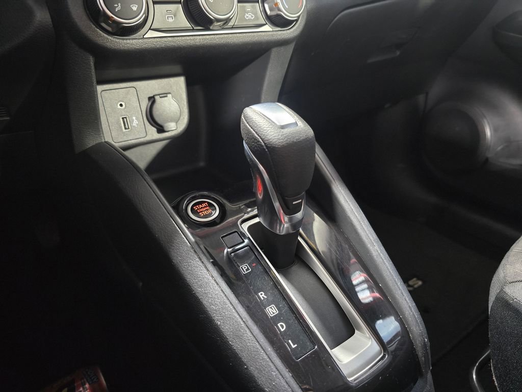 Used 2021 Nissan Kicks S image 24