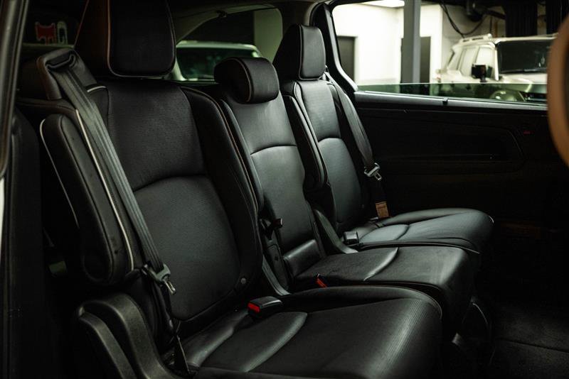 Used 2026 Honda Odyssey Elite image 13