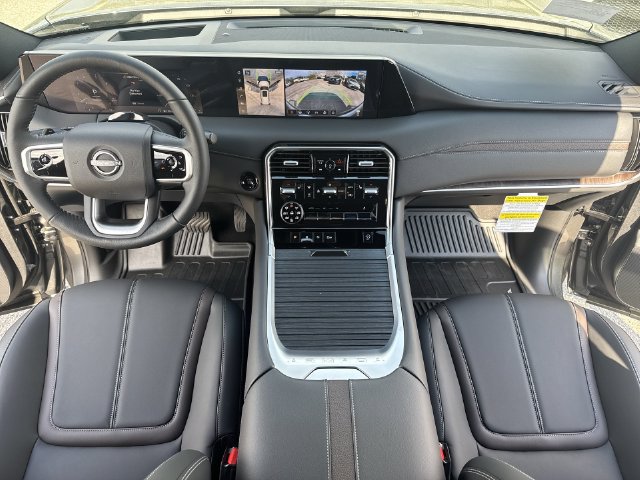 Used 2025 Nissan Armada SL AWD/4WD image 9