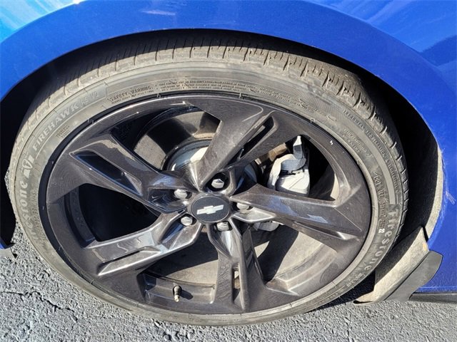 Used 2019 Chevrolet Camaro LT image 4