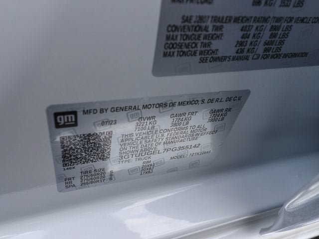 Used 2023 GMC Sierra 1500 Denali w/ Technology Package AWD/4WD image 32