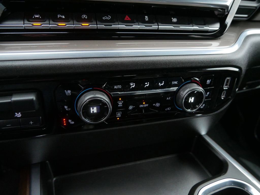 Used 2022 Chevrolet Silverado 1500 High Country image 28