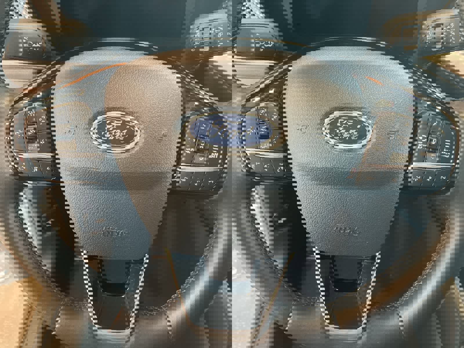 Used 2024 Ford Escape Platinum image 15