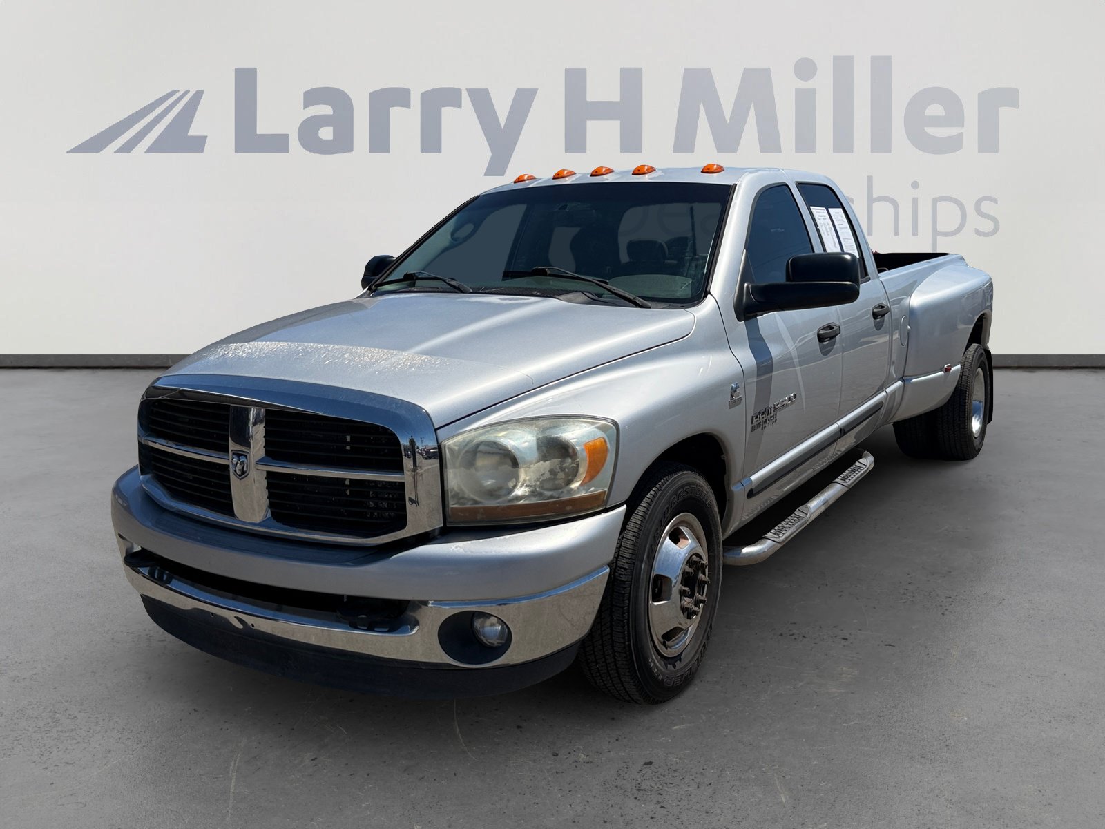 Used 2006 Dodge Ram 3500 Truck SLT w/ Quad Cab Big Horn Value Group RWD image 1