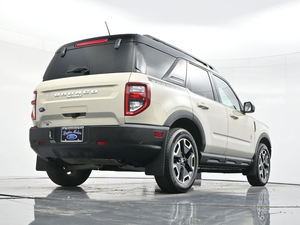 Used 2024 Ford Bronco Sport Outer Banks w/ Tech Package AWD/4WD image 49