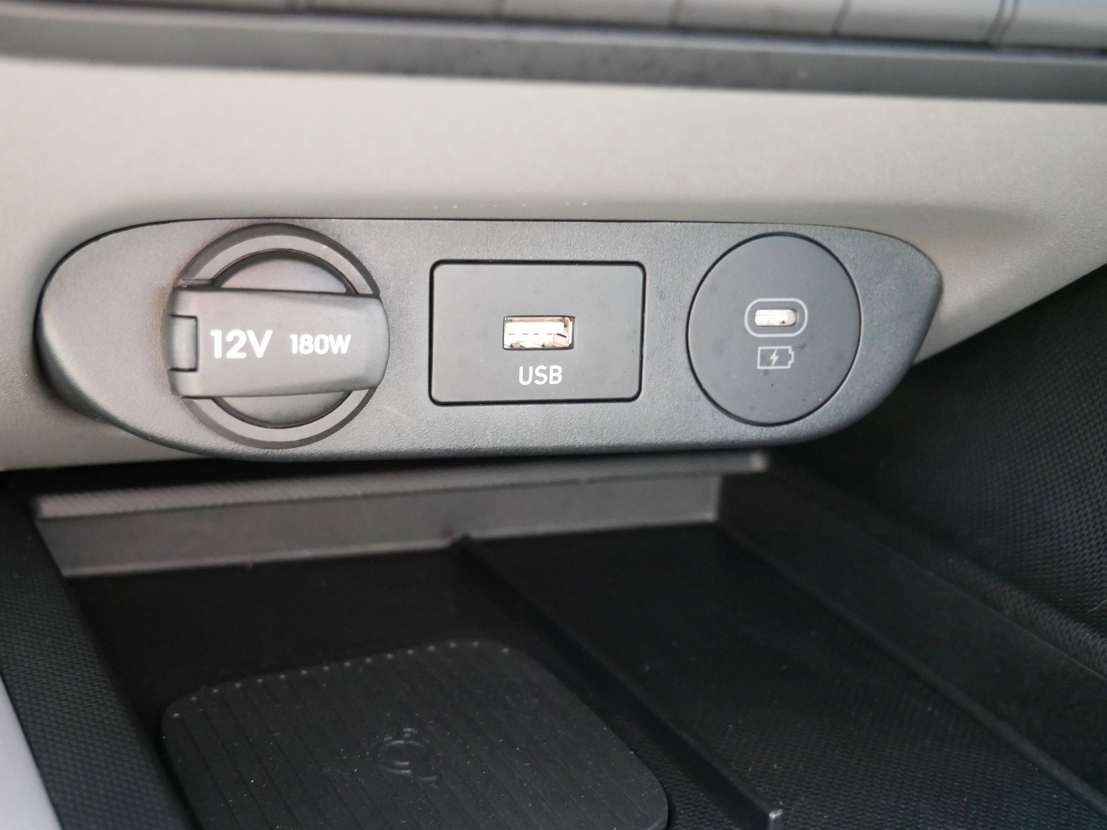 Certified 2026 Hyundai Elantra Sport w/ Cargo Package FWD image 20
