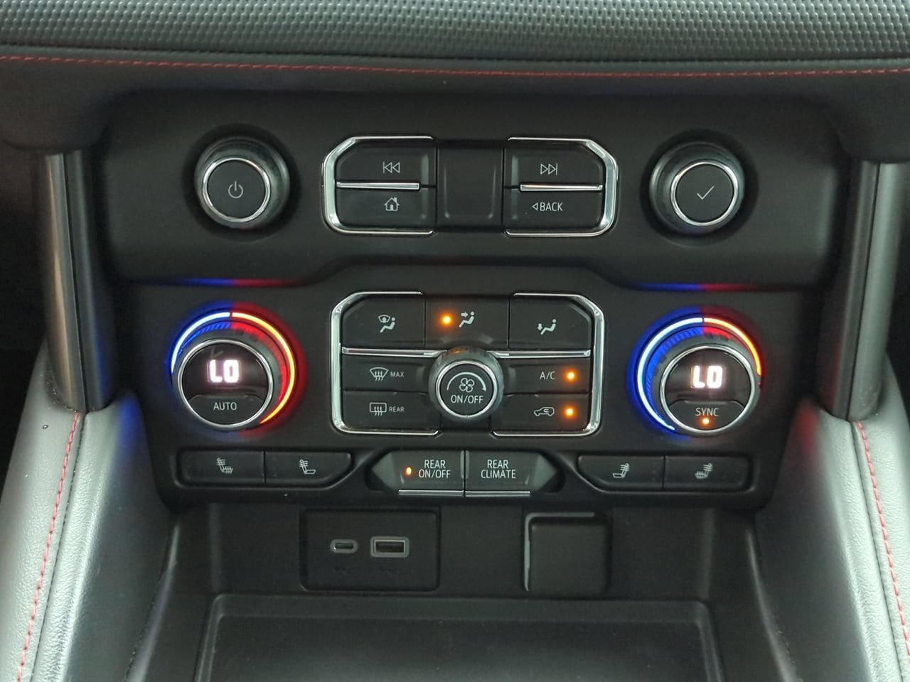 Used 2021 Chevrolet Tahoe RST RWD image 18