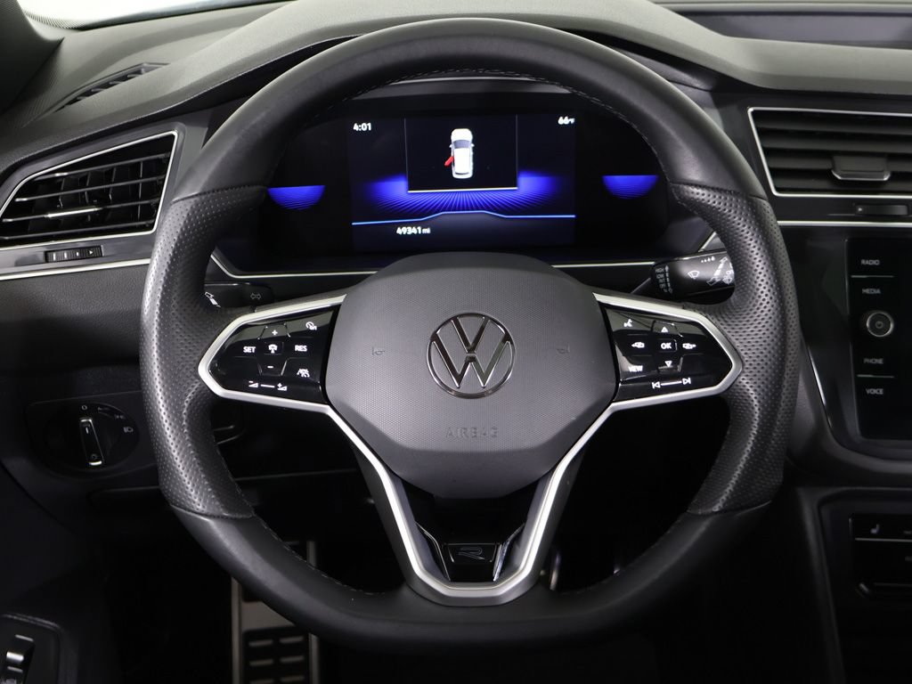 Used 2024 Volkswagen Tiguan SE R-Line AWD/4WD image 41