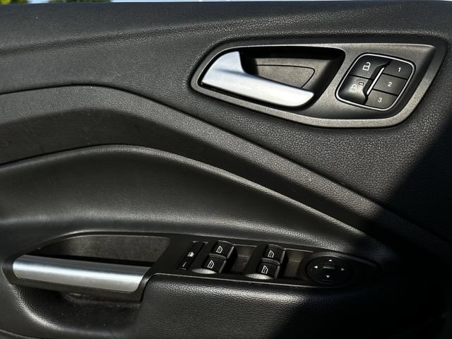 Used 2017 Ford Escape Titanium w/ Equipment Group 301A FWD image 25
