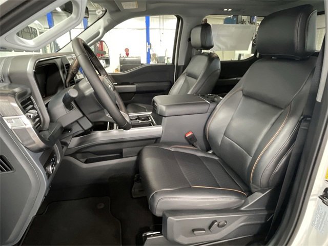 New 2026 Ford F250 Lariat w/ Lariat Premium Package image 17