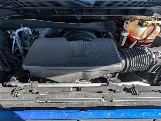 Used 2022 Chevrolet Silverado 1500 ZR2 w/ Technology Package image 12