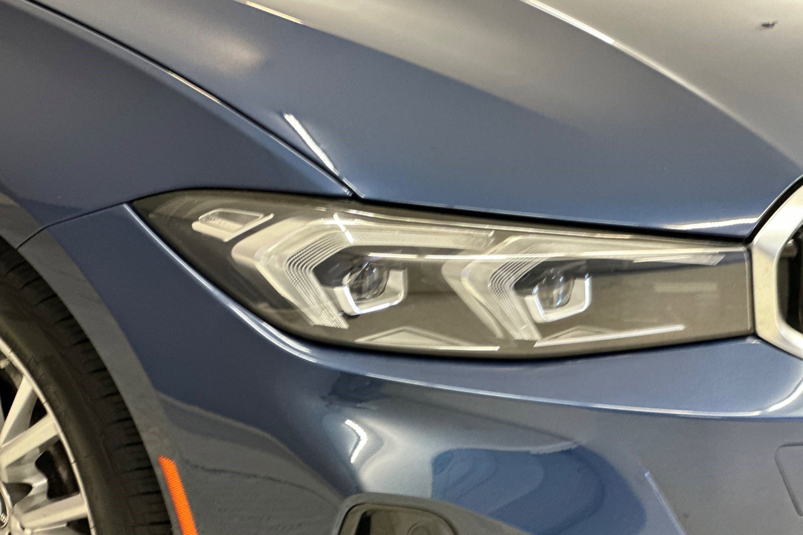 Certified 2023 BMW 330i Sedan w/ Premium Package image 10