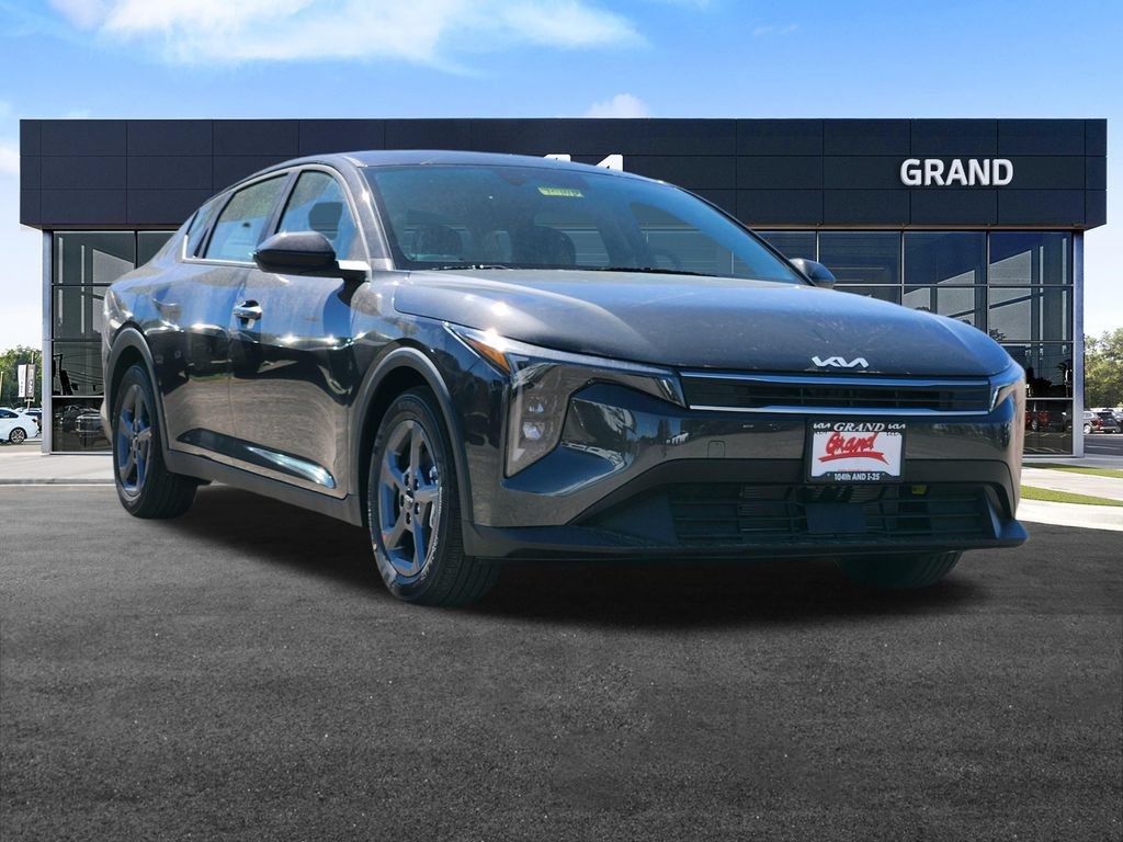 New 2026 Kia K4 FWD image 2
