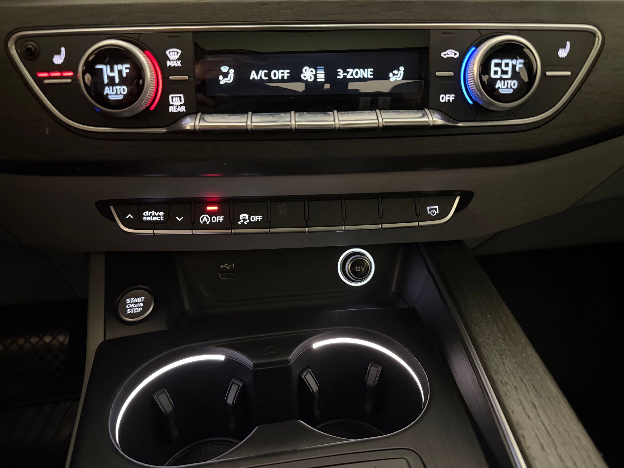 Used 2018 Audi A4 2.0T Ultra Premium w/ Convenience Package FWD image 25