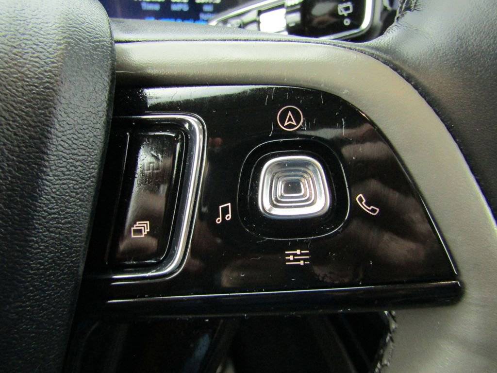 Used 2025 Lincoln Corsair Grand Touring w/ Equipment Group 301A AWD/4WD image 24