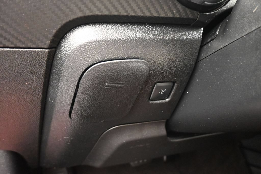 Used 2016 Ford Mustang Coupe RWD image 25