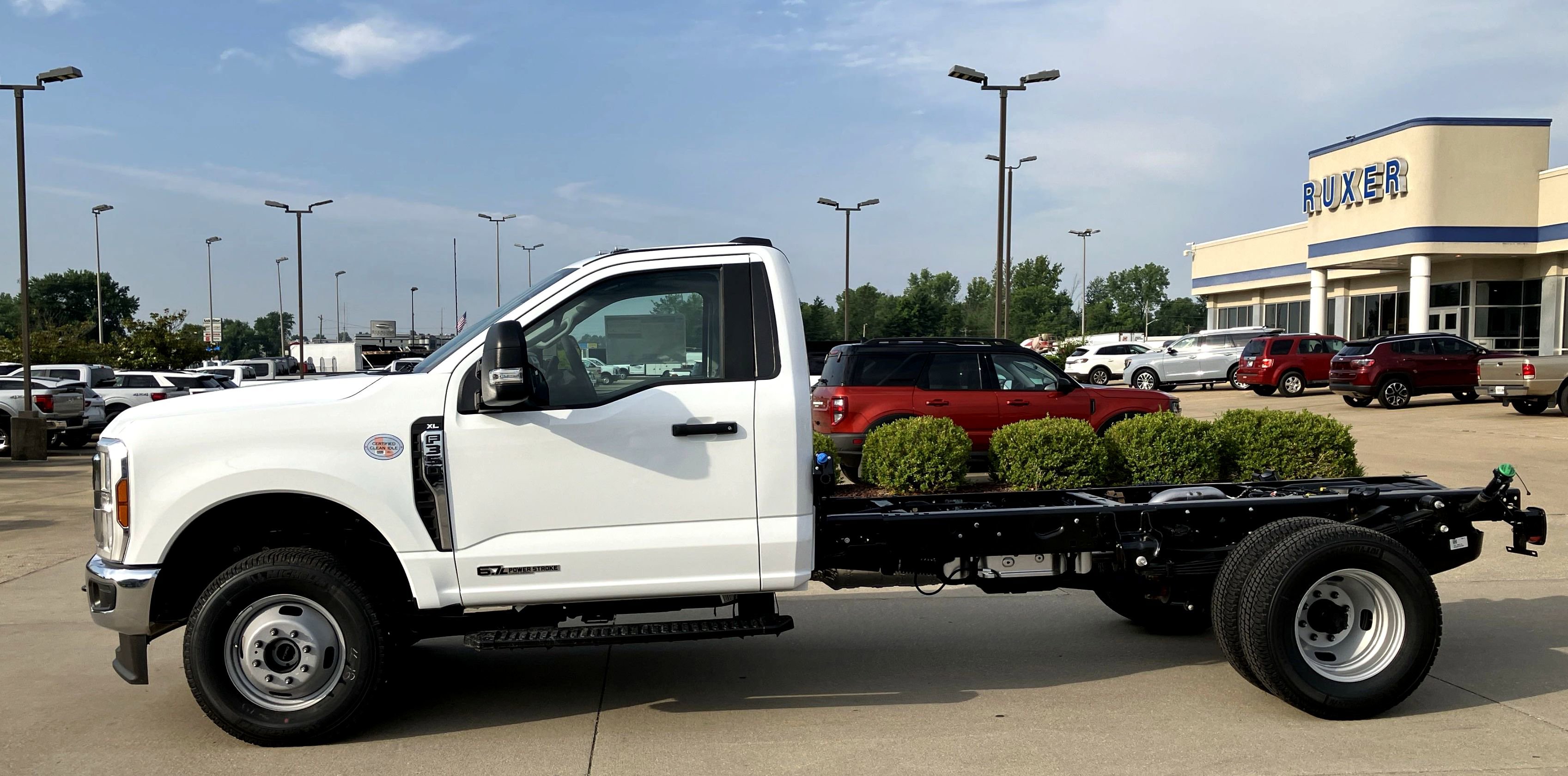 New 2025 Ford F350 XL w/ XL Chrome Package image 2