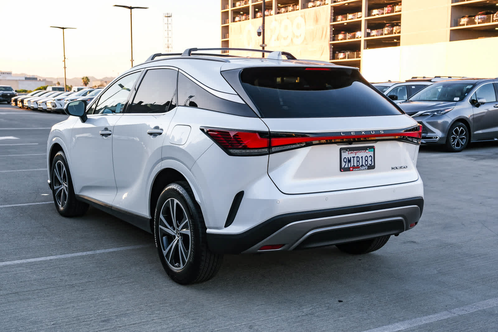 Used 2024 Lexus RX 350 Premium w/ Accessory Package (Z1) FWD image 6