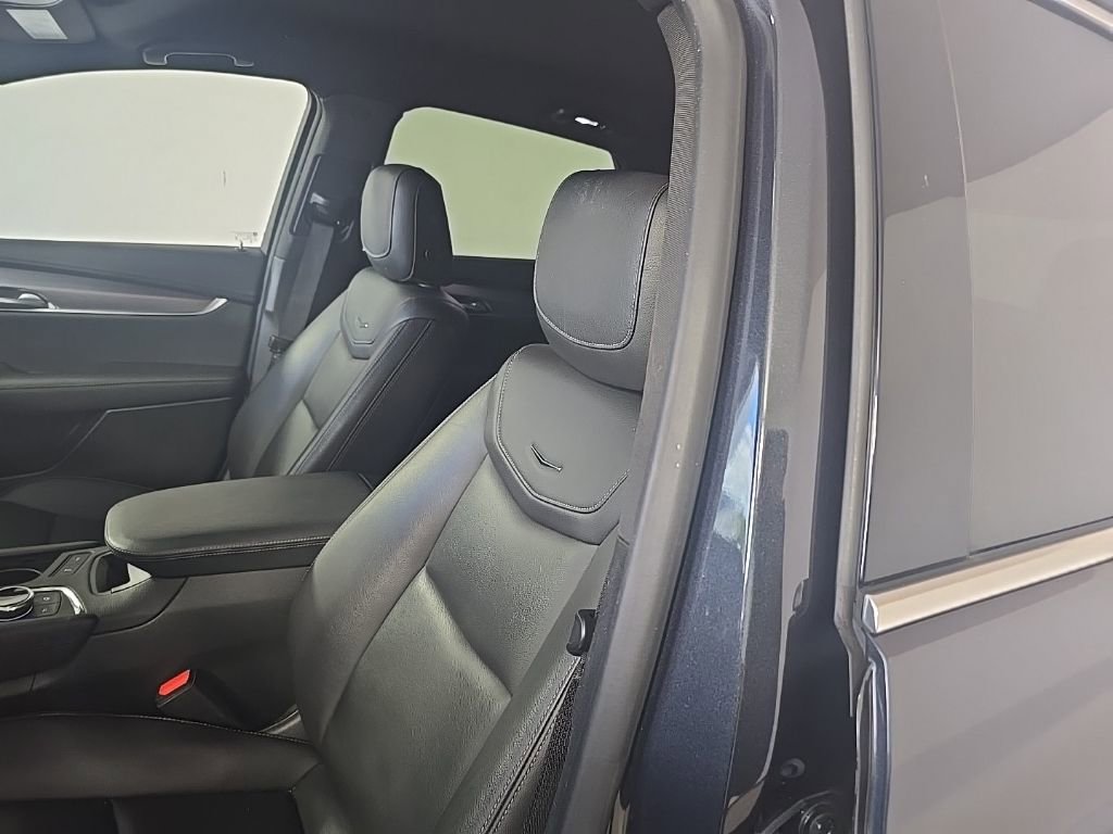 Certified 2023 Cadillac XT5 Luxury image 17