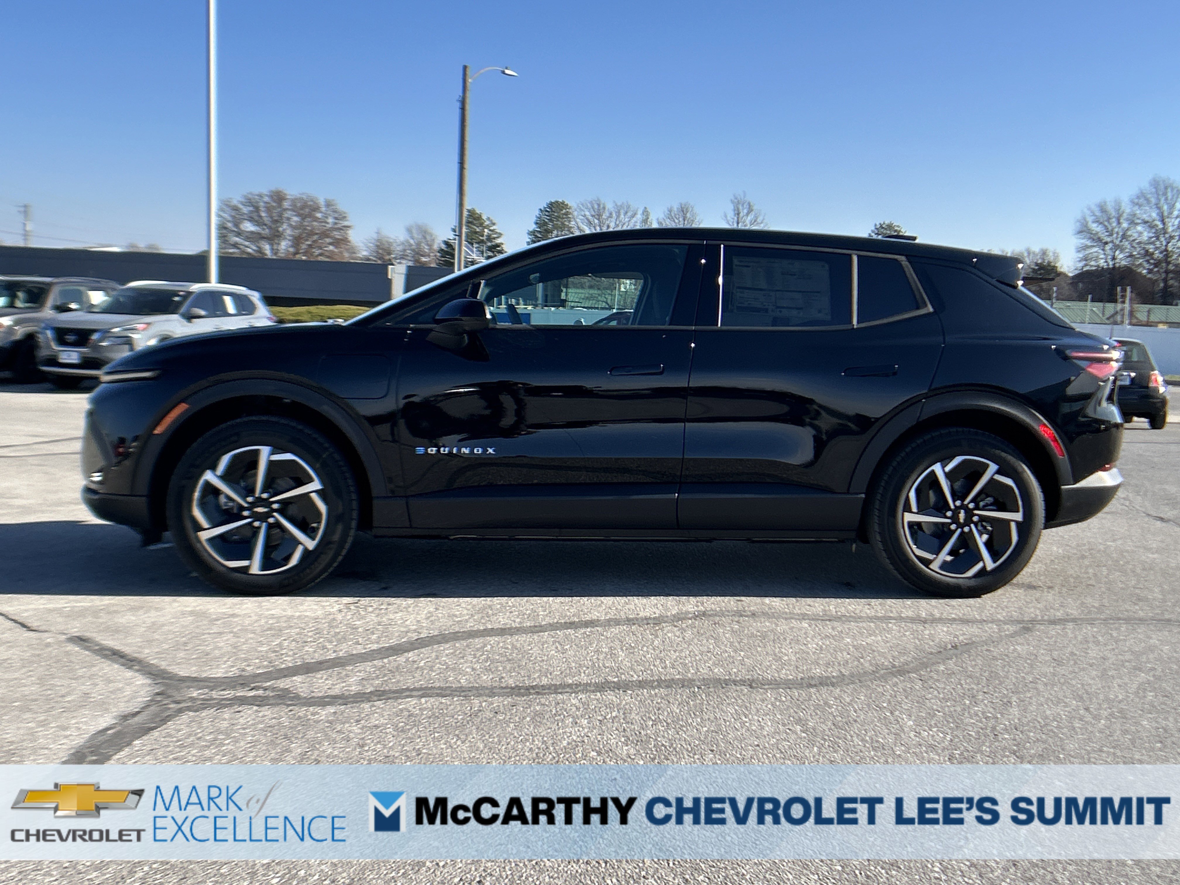 New 2026 Chevrolet Equinox EV LT w/ Comfort Package AWD/4WD image 6