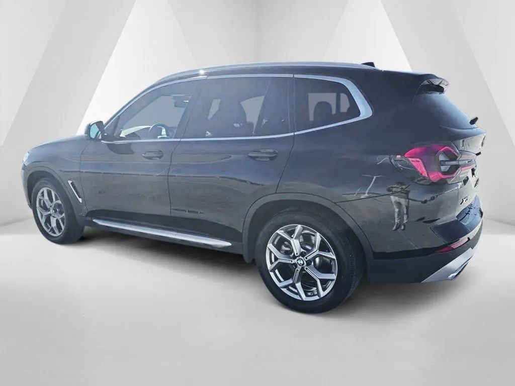 Used 2024 BMW X3 xDrive30i w/ Premium Essential Package image 5
