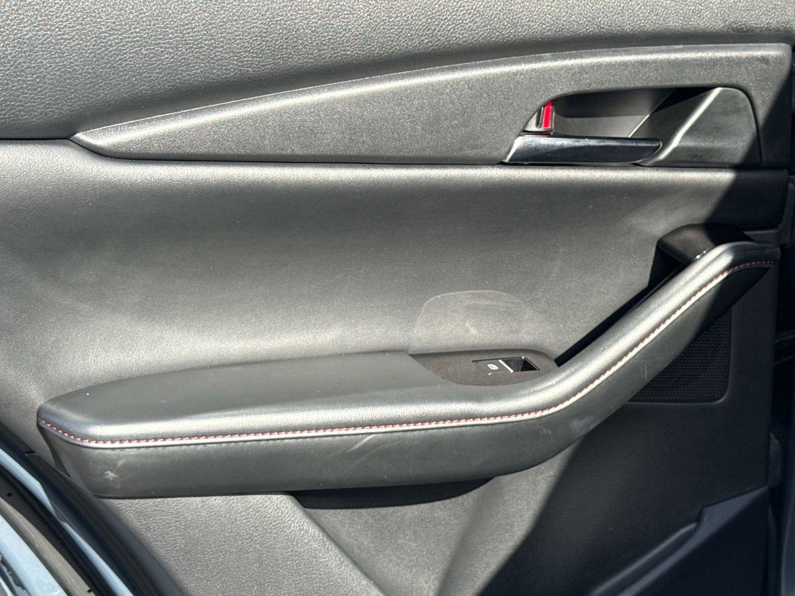 Certified 2025 MAZDA CX-30 AWD 2.5 S w/ Preferred Package image 11