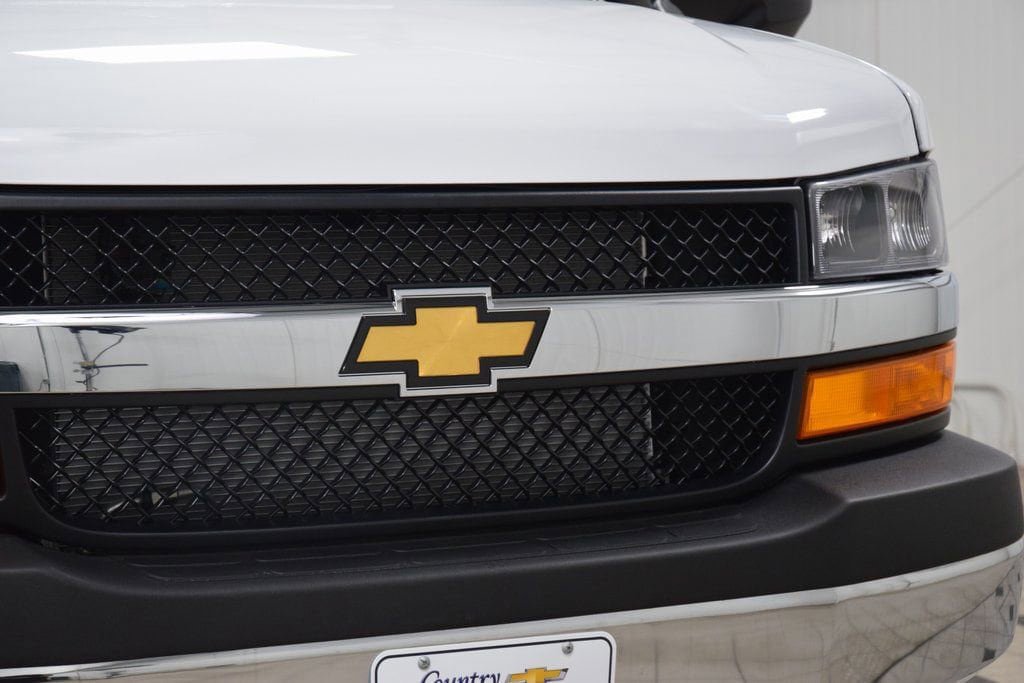 New 2026 Chevrolet Express 3500 w/ Power Convenience Package RWD image 5