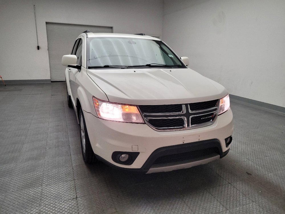 Used 2019 Dodge Journey SE w/ Premium Group FWD image 14