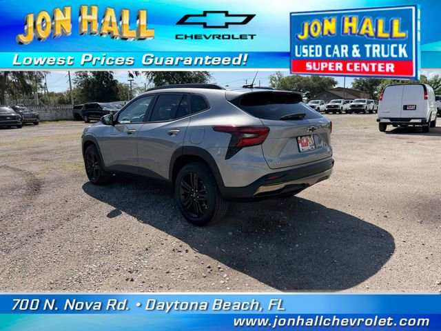 Used 2024 Chevrolet Trax ACTIV w/ Sunroof Package FWD image 8