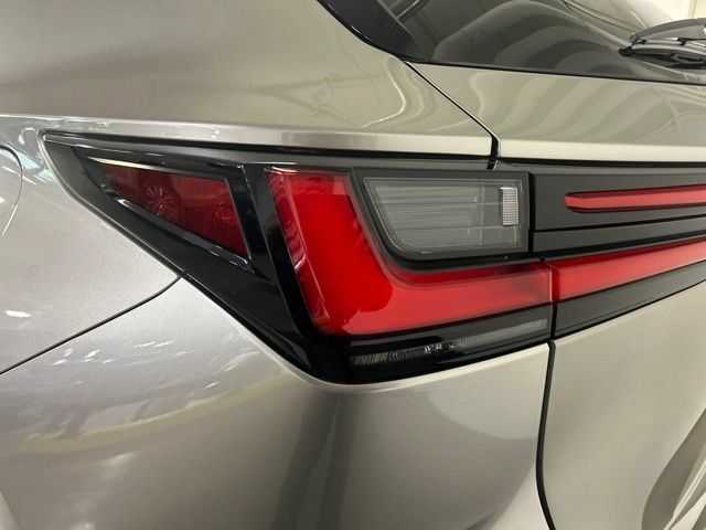 Used 2026 Lexus NX 350h AWD w/ Cold Area Package image 28