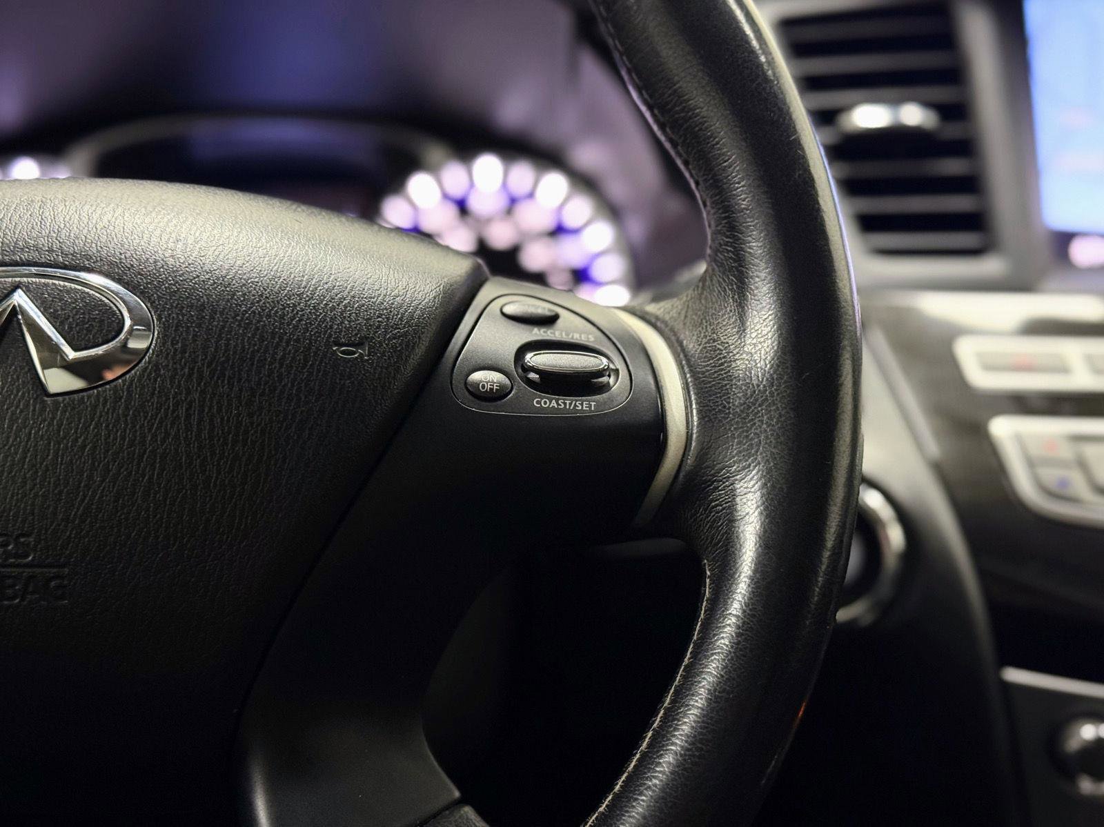 Used 2019 INFINITI QX60 Luxe w/ Essential Package image 19