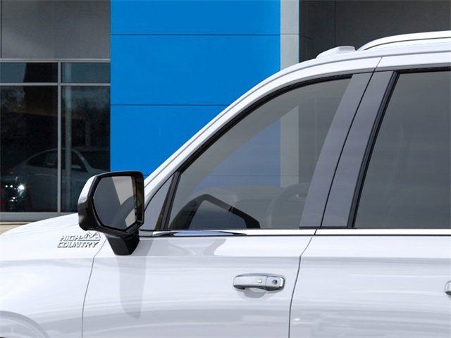 New 2026 Chevrolet Suburban High Country image 12