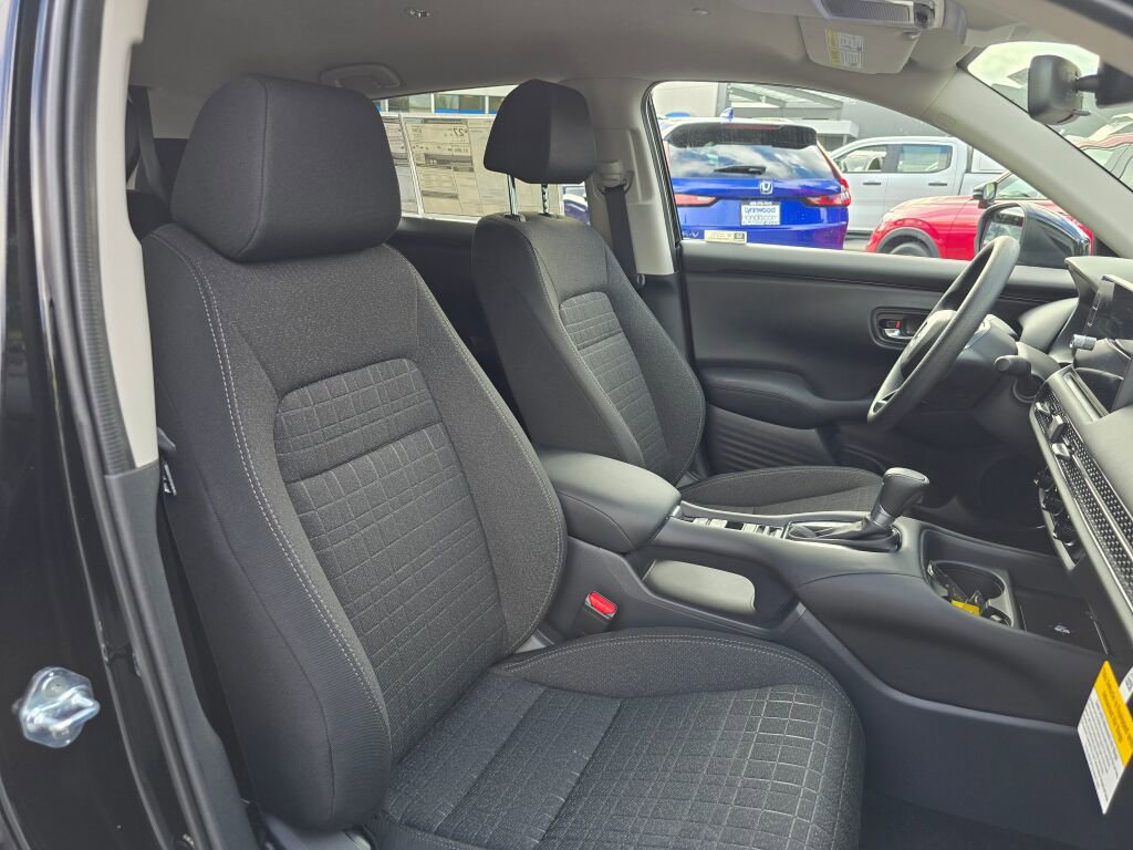 New 2026 Honda HR-V LX image 14