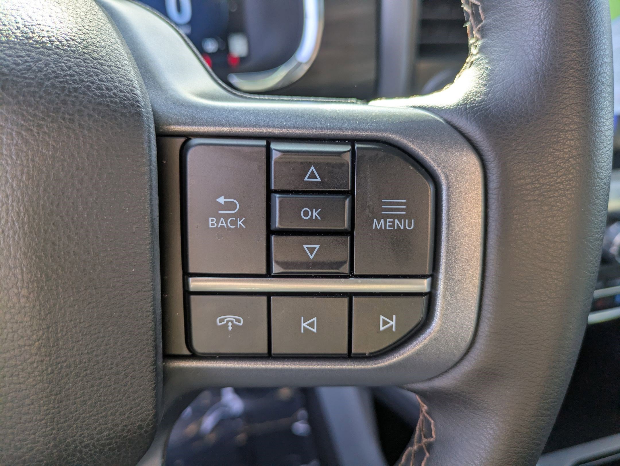 Used 2025 Ford F150 Lariat w/ Equipment Group 501A Mid image 18