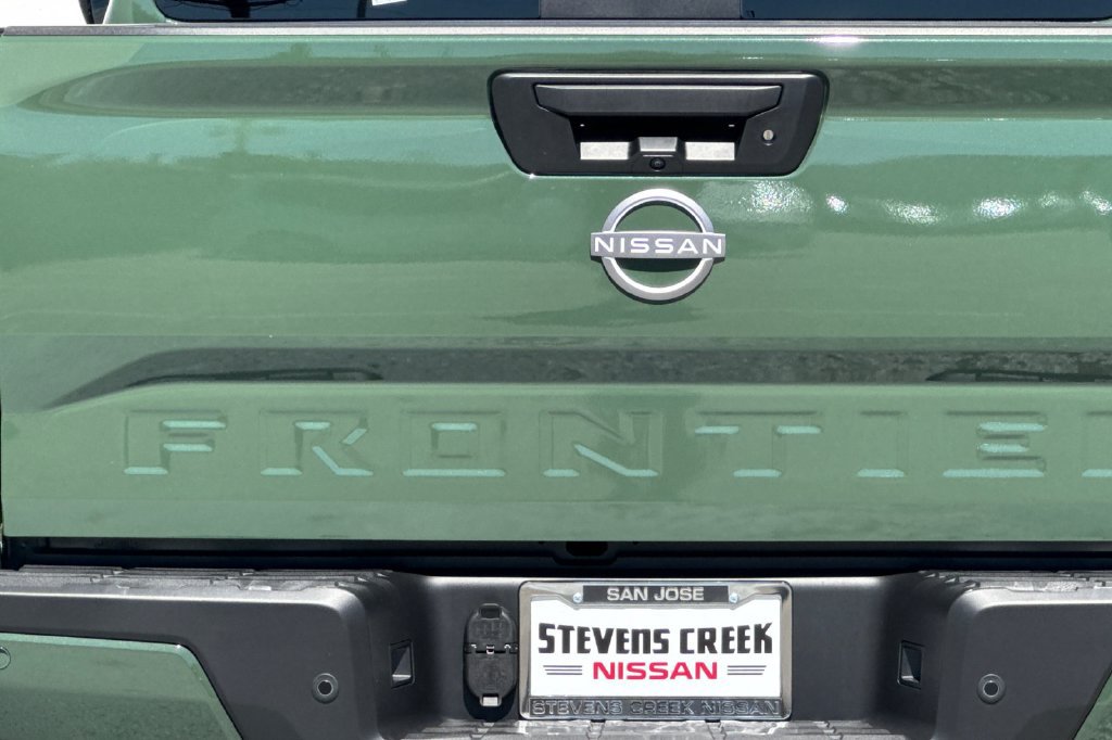 New 2026 Nissan Frontier SV w/ Tow Package RWD image 6