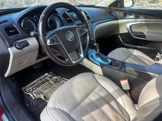 Used 2013 Buick Regal Premium image 11