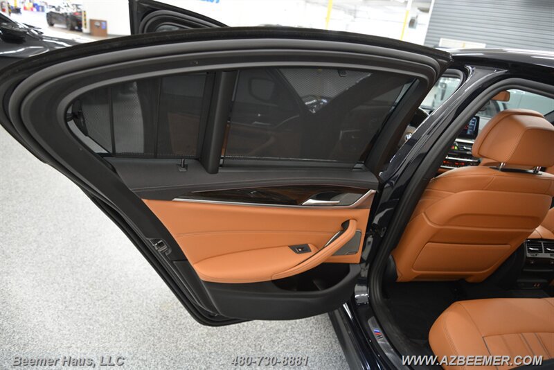 Used 2022 BMW M550i xDrive w/ Executive Package AWD/4WD image 43